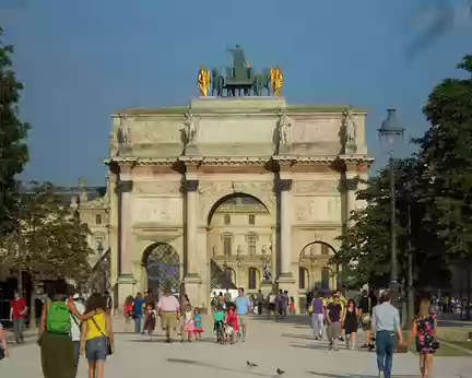 PXL025 Napoléon 1er fit édifier l'Arc de Triomphe du Carrousel en 1807-1809, copié sur le modèle de l'Arc de Septime Sévère à Rome.